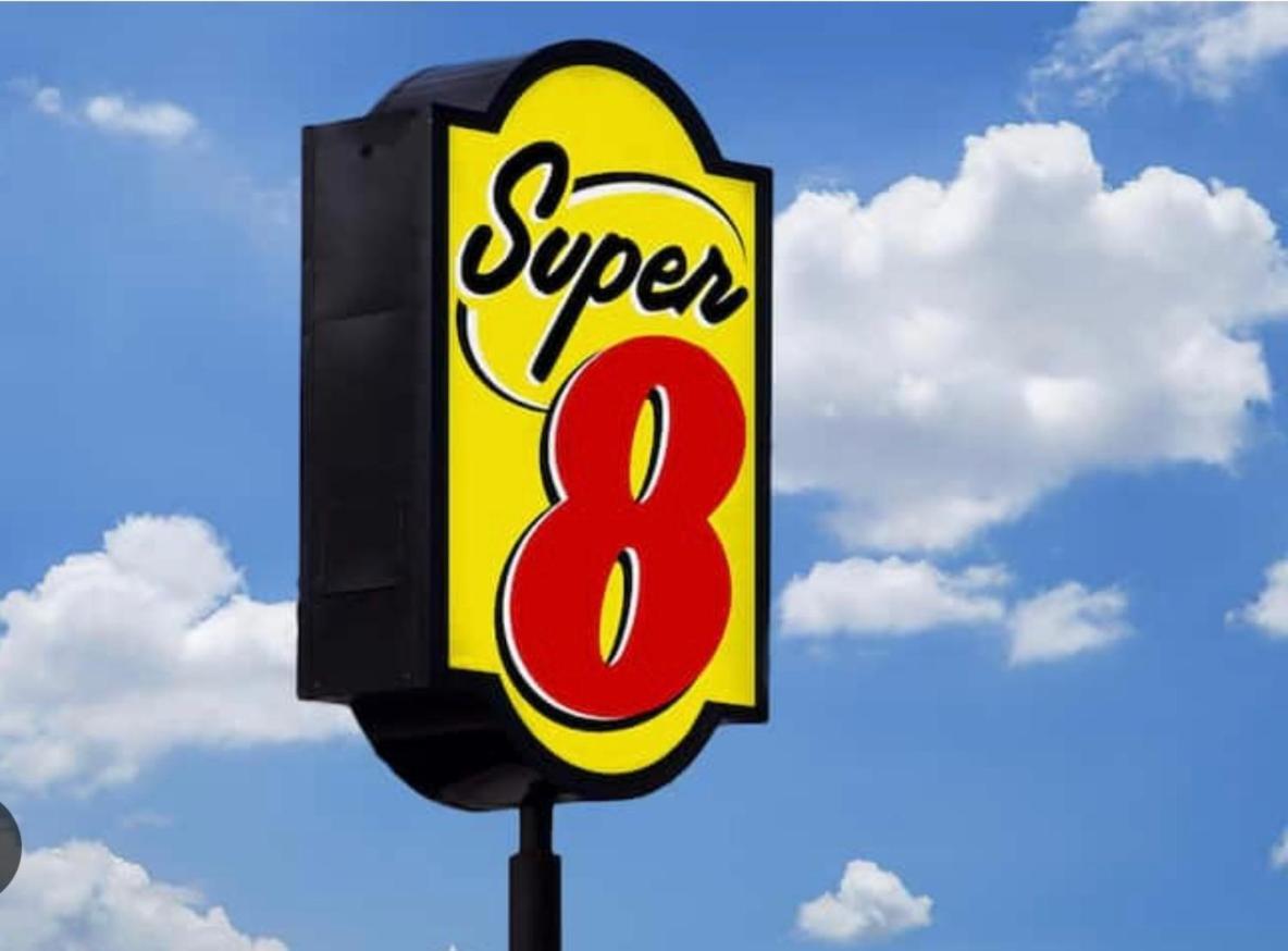 Hotel Super 8 By Wyndham Rockford South Extérieur photo